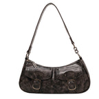 Noir délavé et légèrement grainé, le sac baguette seul, anse d'épaule fine à maillon métal